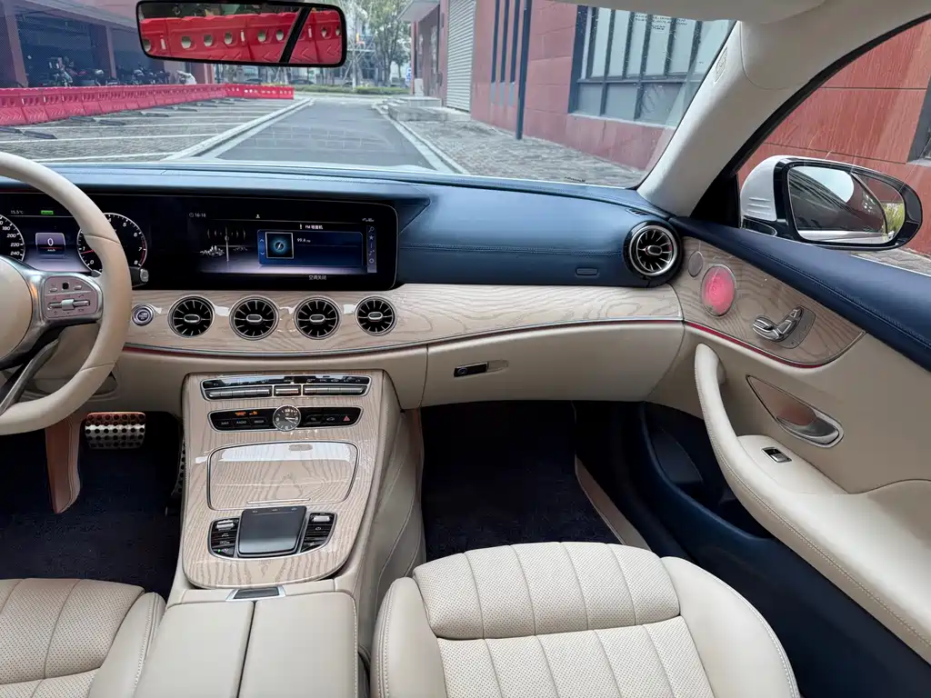 Mercedes-Benz E-Class (Import) — фото 5