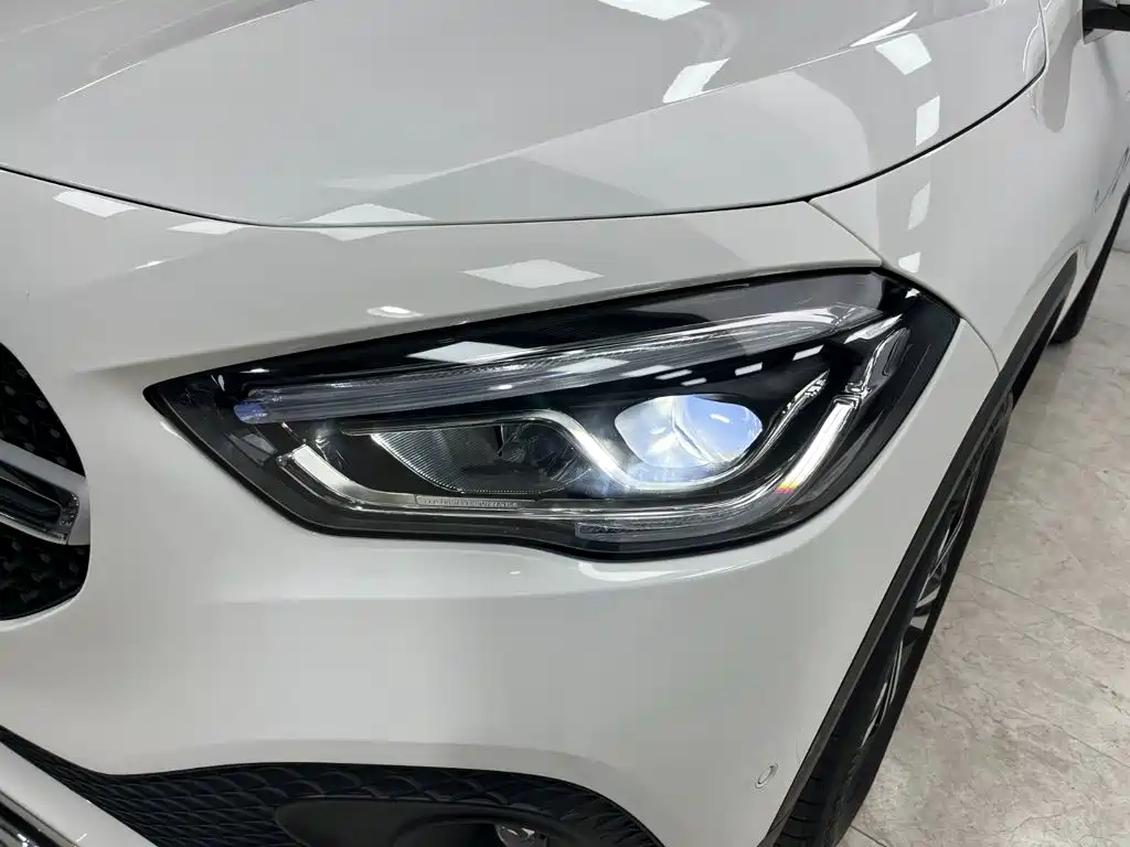 Mercedes-Benz GLA — фото 19