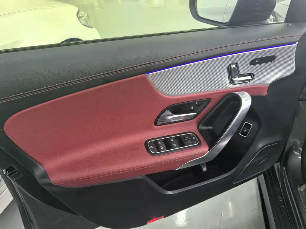 Mercedes-Benz A-Class AMG — фото 15