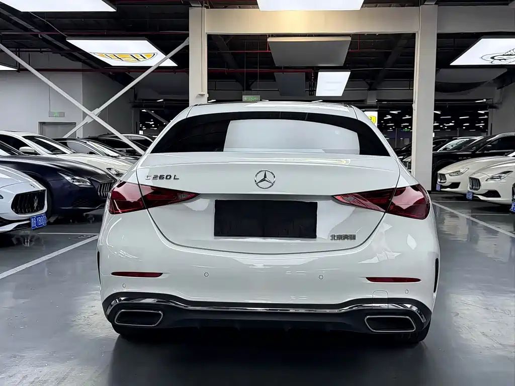Mercedes-Benz C-Class — фото 19