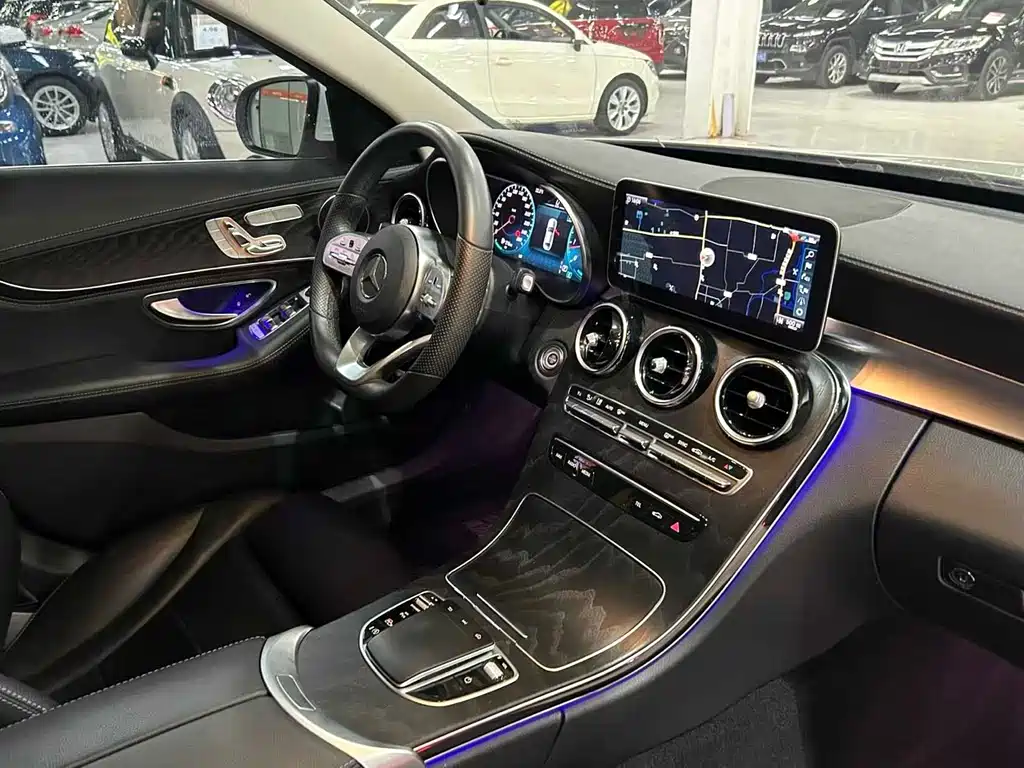 Mercedes-Benz C-Class — фото 14