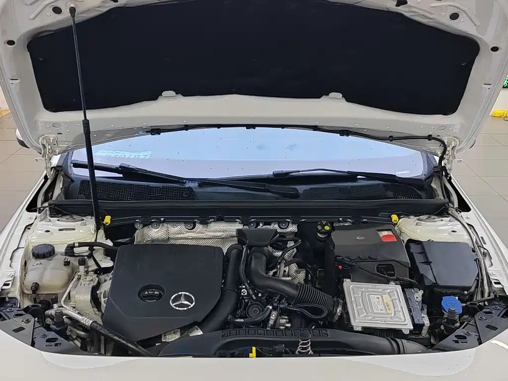 Mercedes-Benz CLA (Import) — фото 15