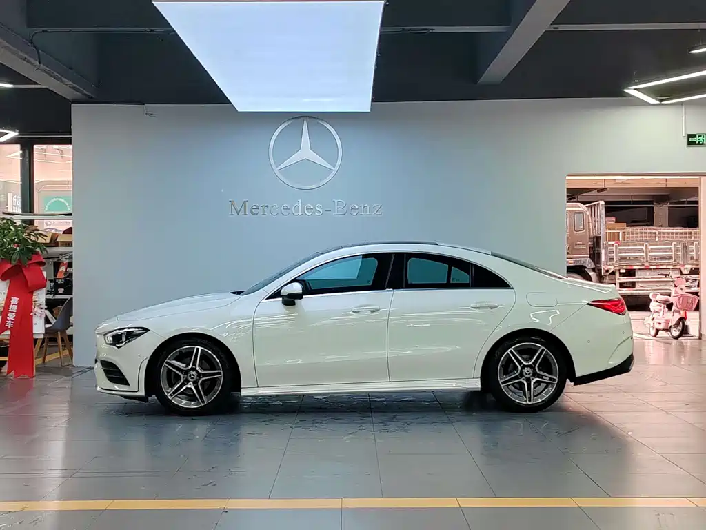 Mercedes-Benz CLA (Import) — фото 4