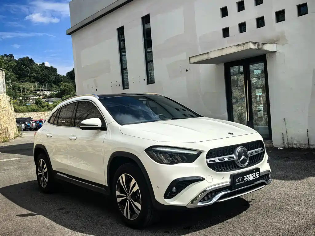Mercedes-Benz GLA — фото 3