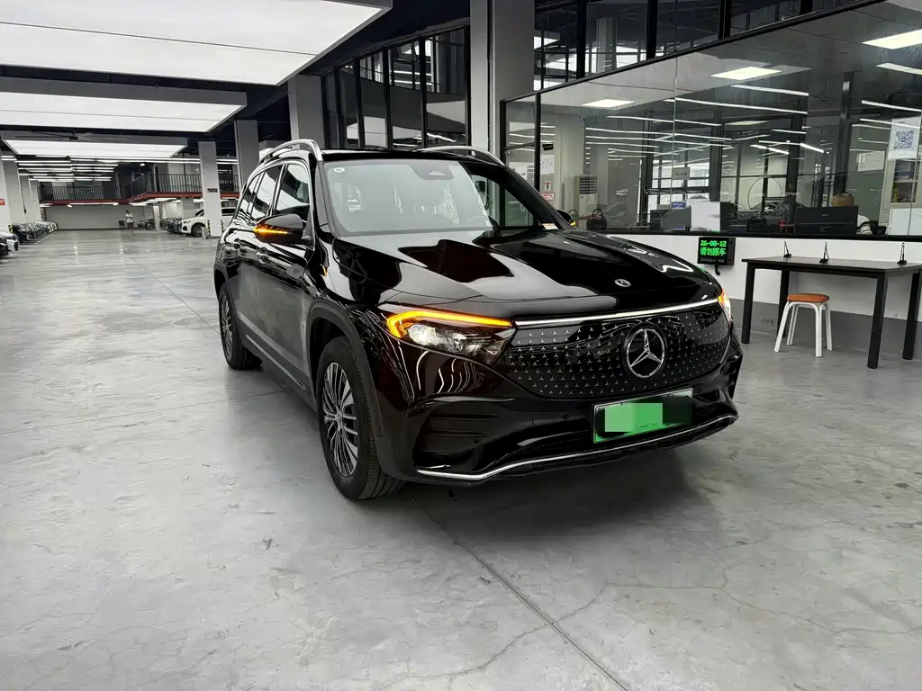 Mercedes-Benz EQB — фото 3