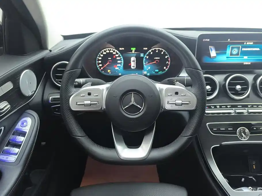 Mercedes-Benz C-Class — фото 15