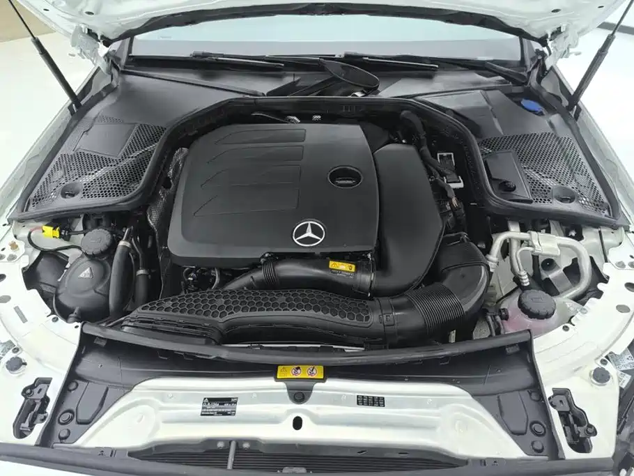 Mercedes-Benz C-Class — фото 10