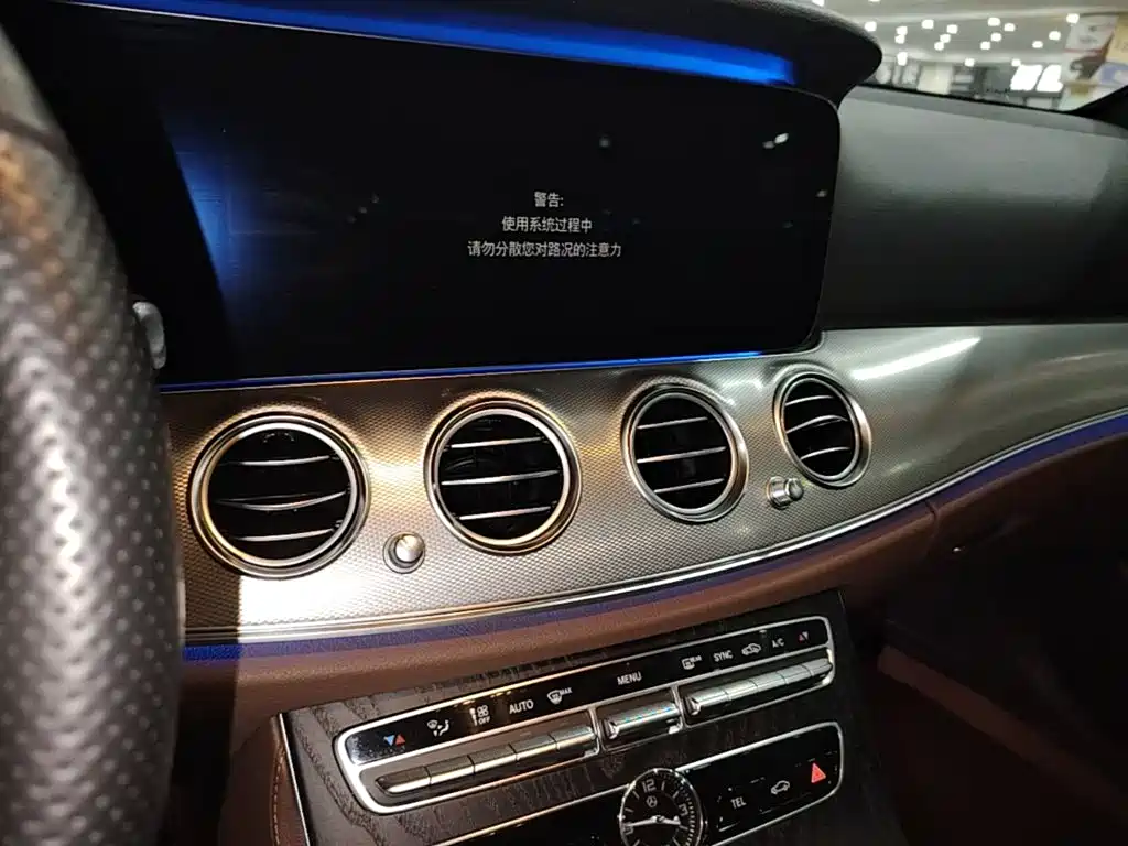 Mercedes-Benz E-Class (Import) — фото 13