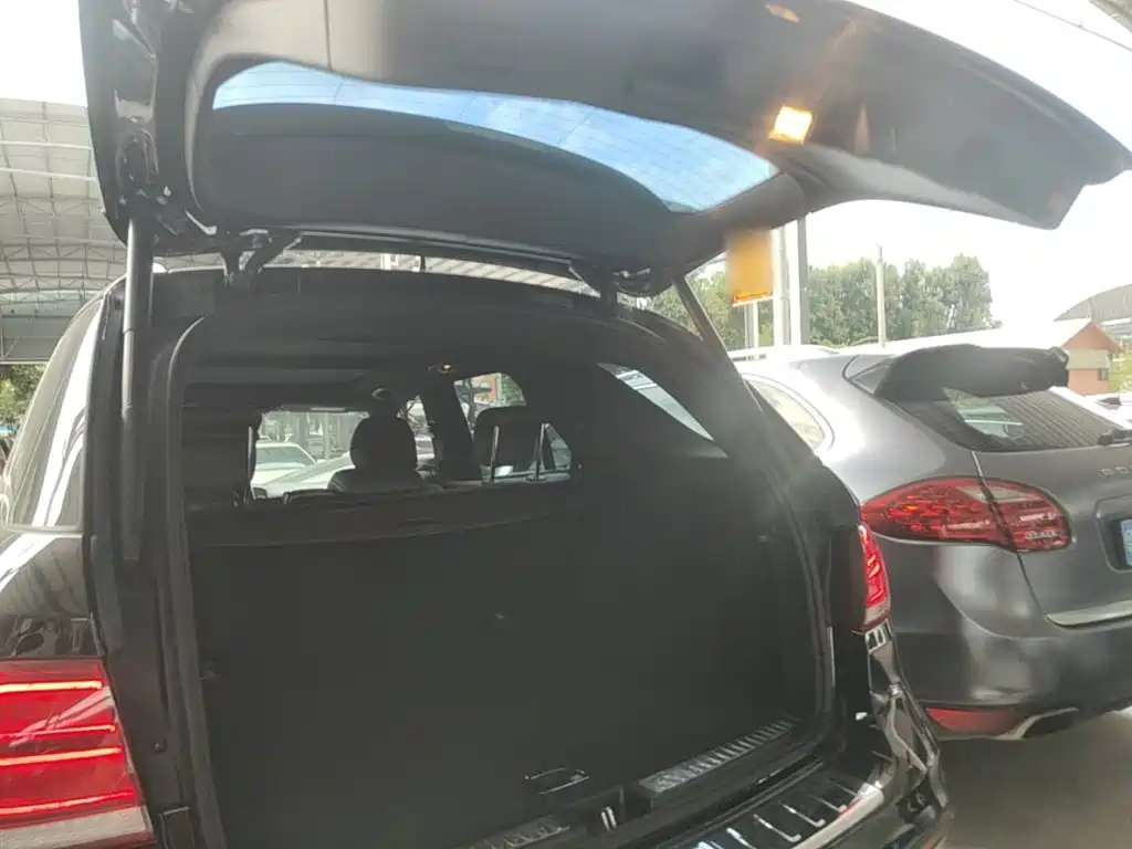Mercedes-Benz GLE (Import) — фото 19
