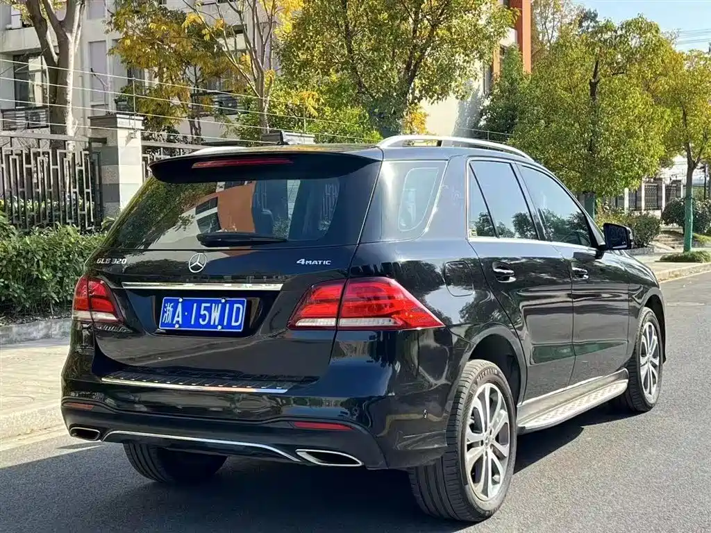 Mercedes-Benz GLE (Import) — фото 3