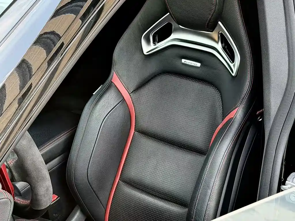 Mercedes-Benz CLA AMG — фото 11