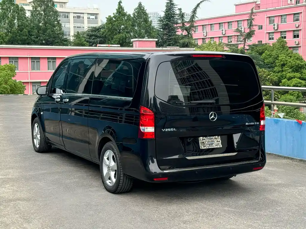 Mercedes-Benz Vito — фото 9