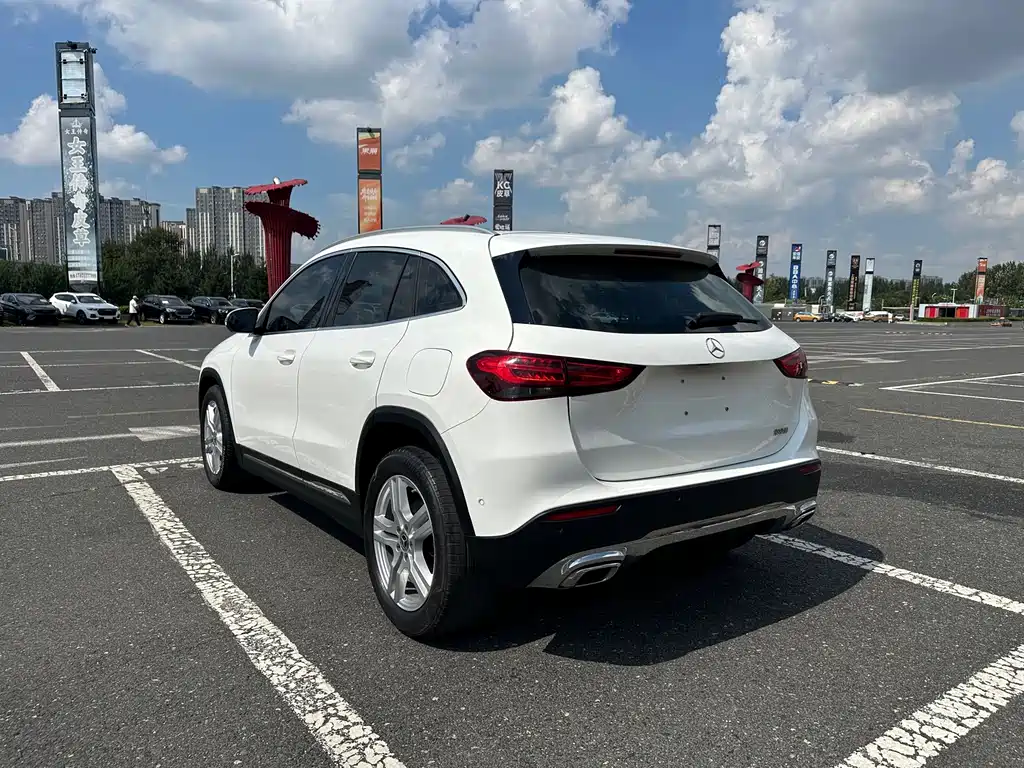 Mercedes-Benz GLA — фото 8