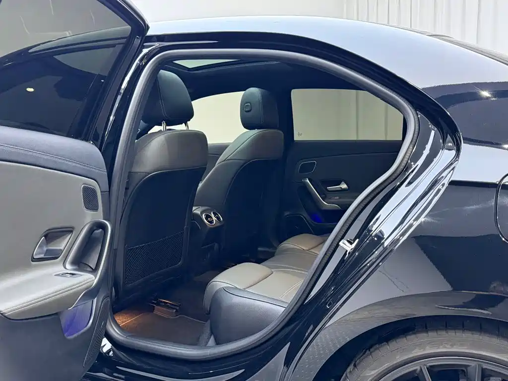 Mercedes-Benz A-Class AMG — фото 10