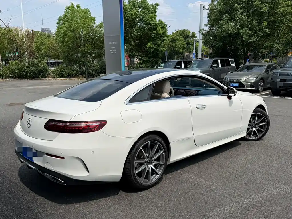 Mercedes-Benz E-Class (Import) — фото 13