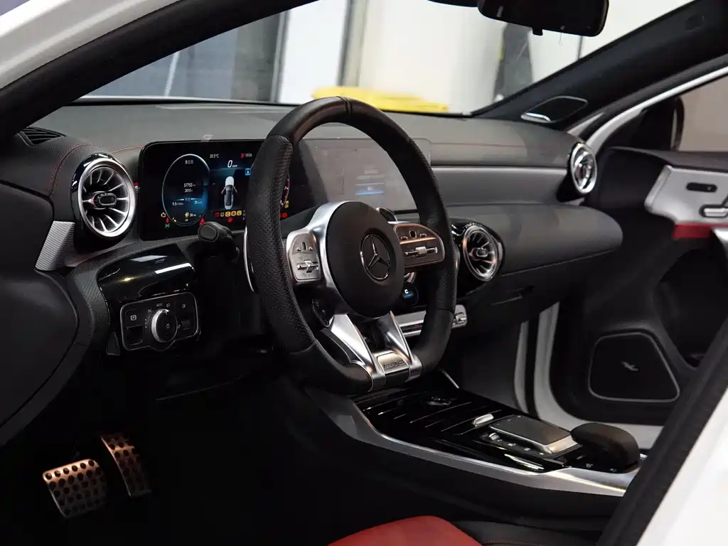 Mercedes-Benz A-Class AMG — фото 7