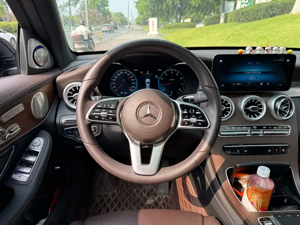 Mercedes-Benz GLC — фото 13