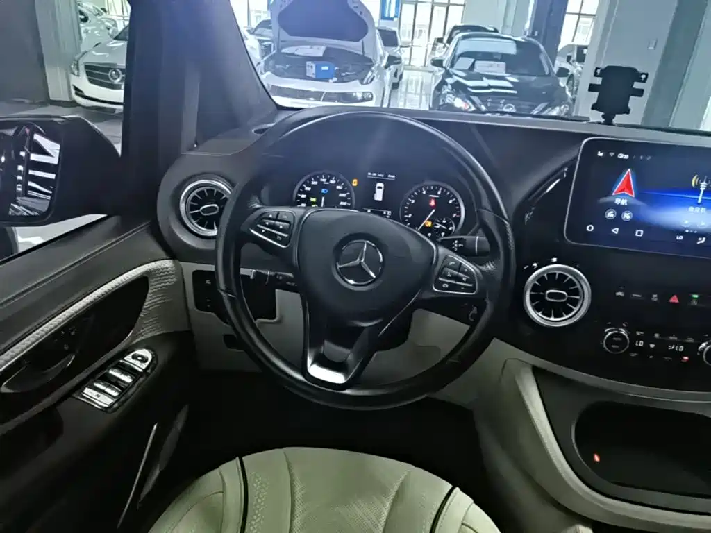 Mercedes-Benz Vito — фото 11