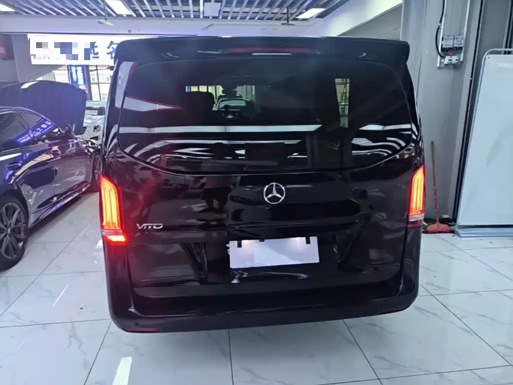 Mercedes-Benz Vito — фото 6