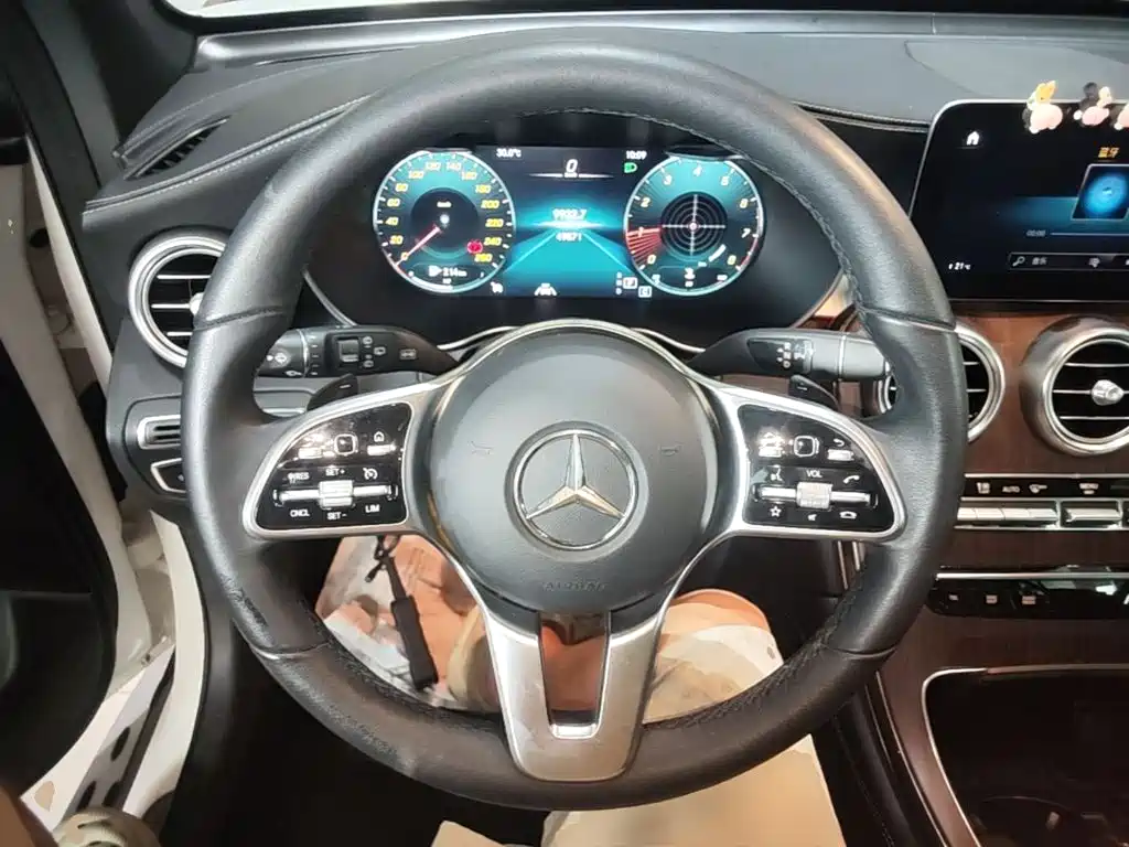Mercedes-Benz GLC — фото 11