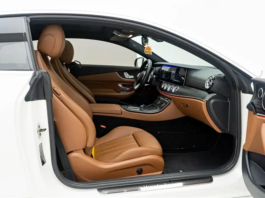 Mercedes-Benz E-Class (Import) — фото 21