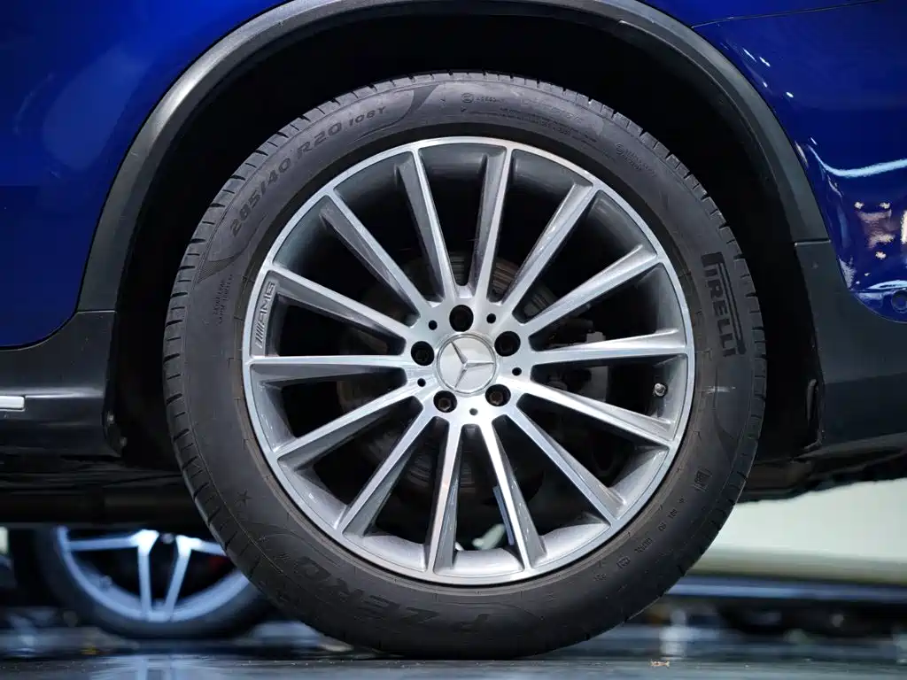 Mercedes-Benz GLC AMG — фото 15