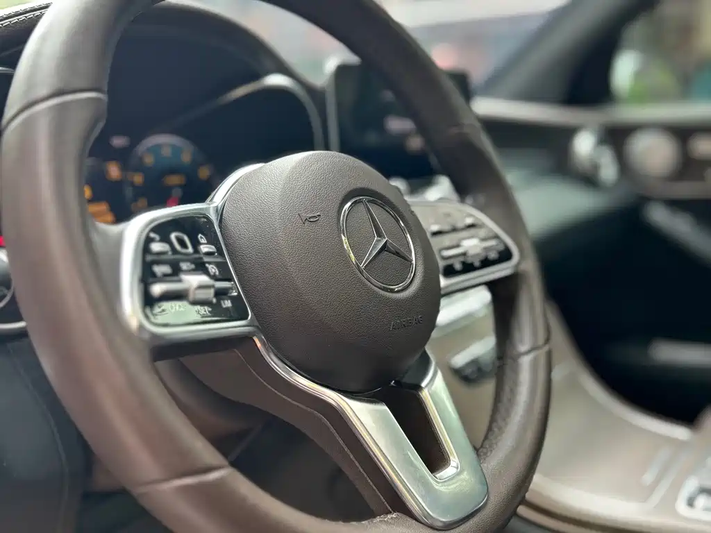 Mercedes-Benz GLC — фото 14