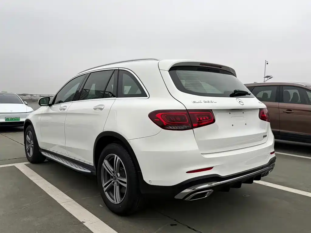 Mercedes-Benz GLC — фото 6