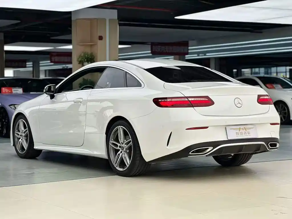 Mercedes-Benz E-Class (Import) — фото 8