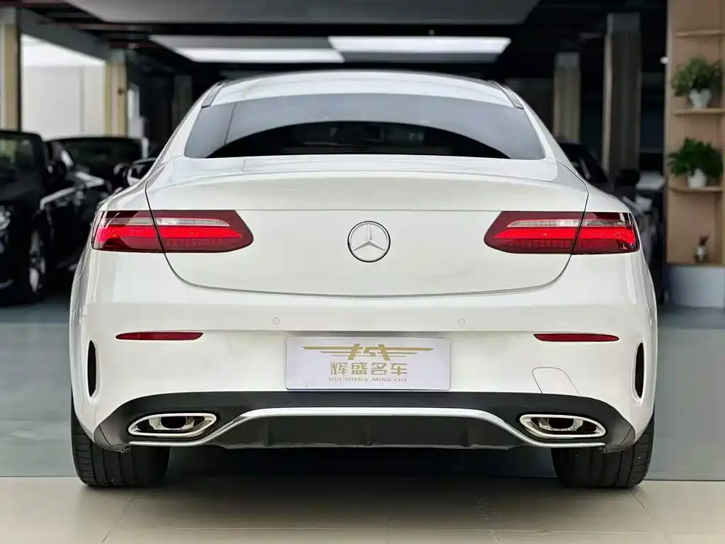 Mercedes-Benz E-Class (Import) — фото 9