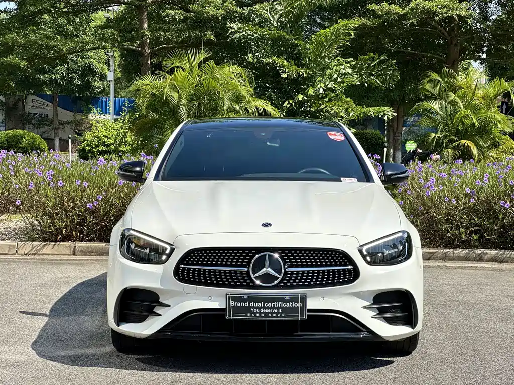 Mercedes-Benz E-Class (Import) — фото 2