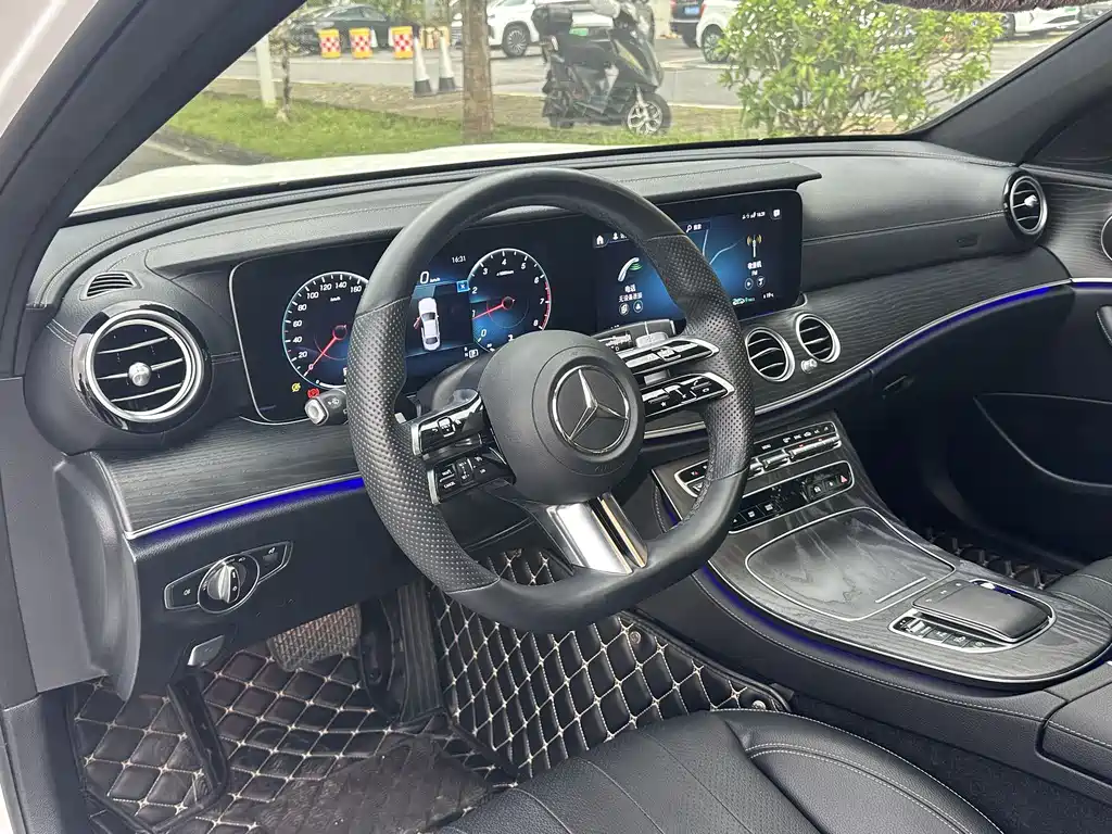 Mercedes-Benz E-Class (Import) — фото 8