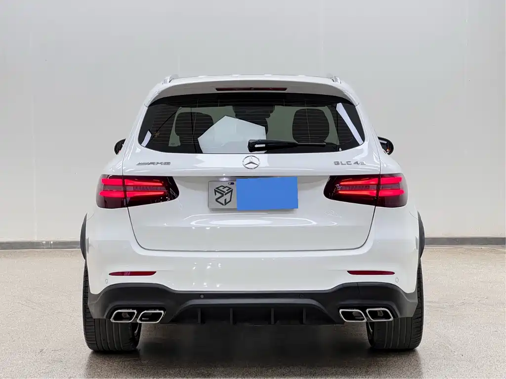 Mercedes-Benz GLC AMG — фото 6