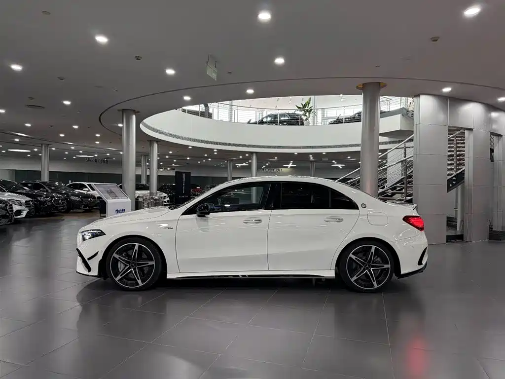 Mercedes-Benz A-Class AMG — фото 4