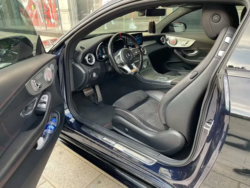 Mercedes-Benz C-Class AMG — фото 4