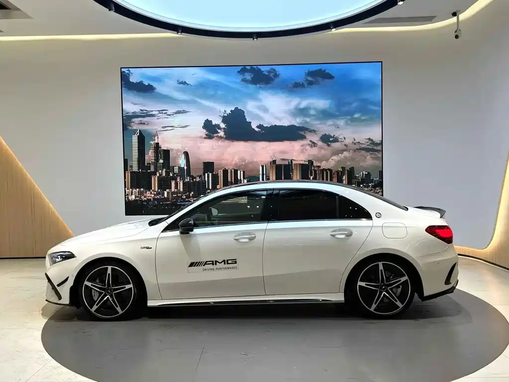 Mercedes-Benz A-Class AMG — фото 7
