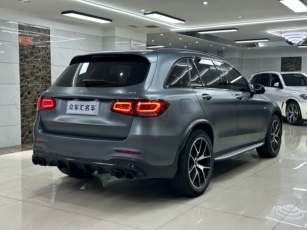 Mercedes-Benz GLC AMG — фото 6