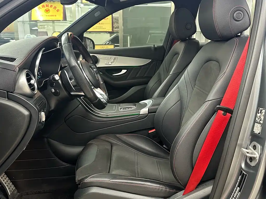 Mercedes-Benz GLC AMG — фото 7