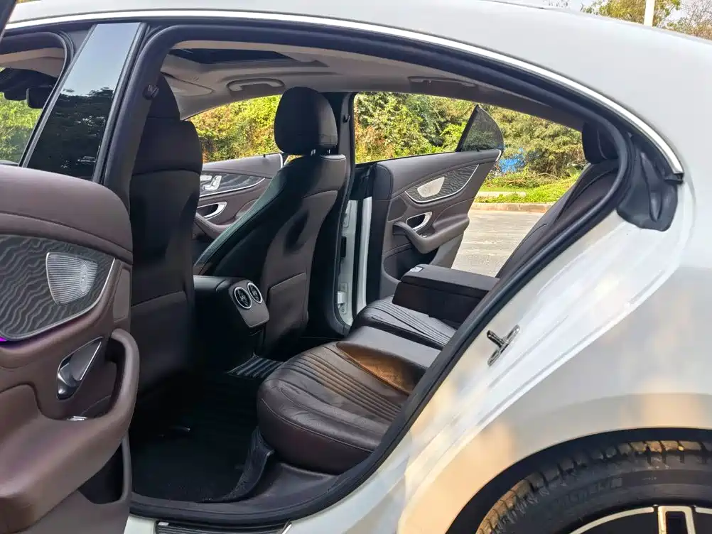 Mercedes-Benz CLS — фото 10