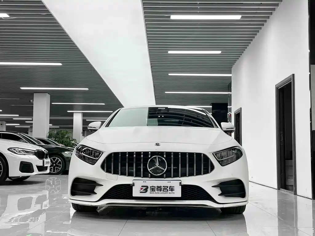 Mercedes-Benz CLS — фото 2