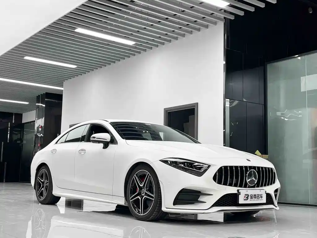 Mercedes-Benz CLS — фото 3