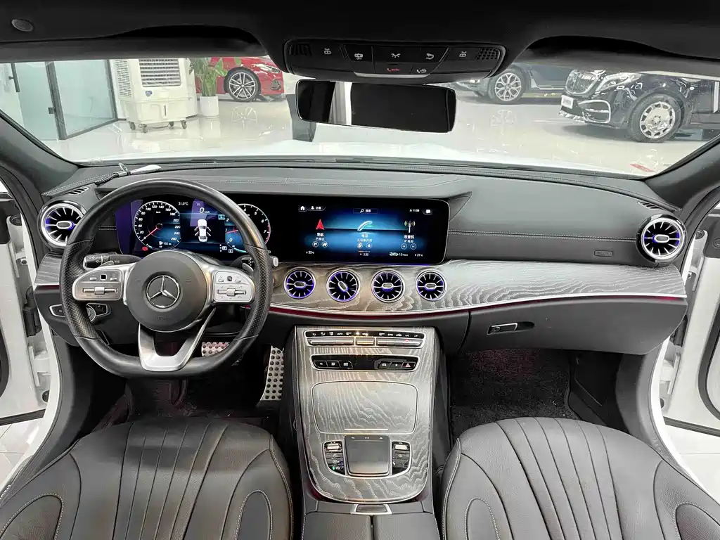 Mercedes-Benz CLS — фото 4