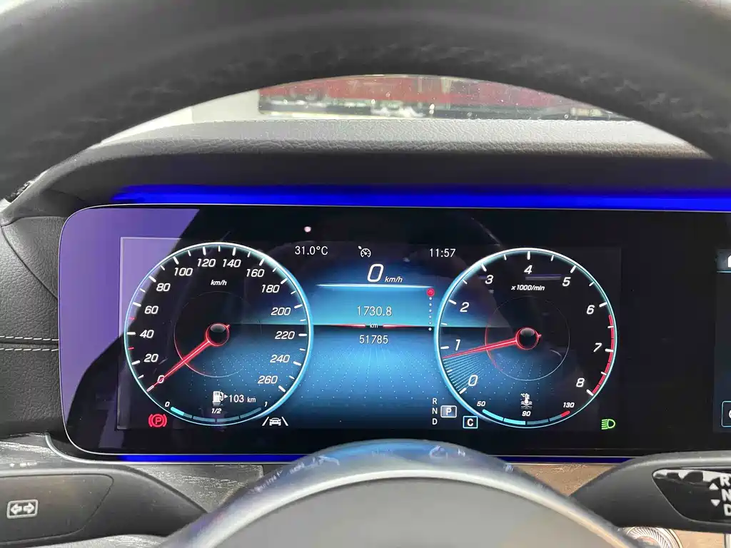 Mercedes-Benz CLS — фото 10
