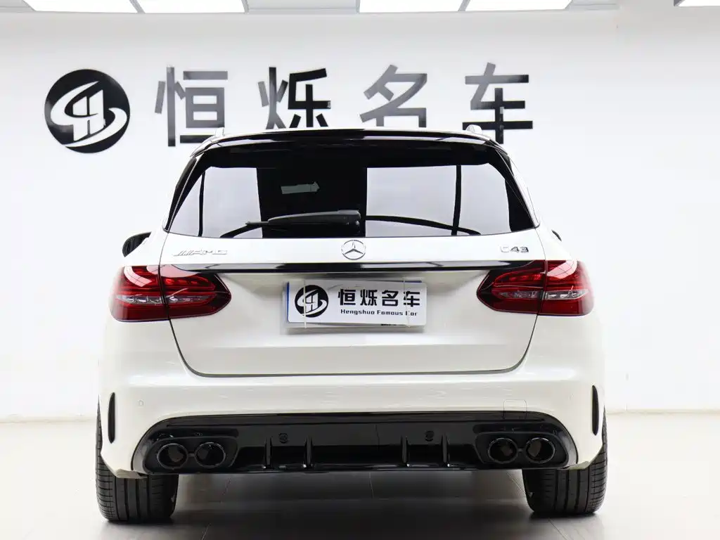 Mercedes-Benz C-Class AMG — фото 25