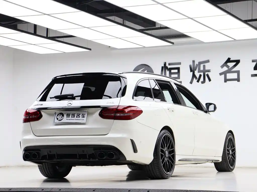 Mercedes-Benz C-Class AMG — фото 26