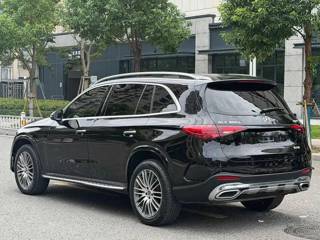 Mercedes-Benz GLC — фото 19