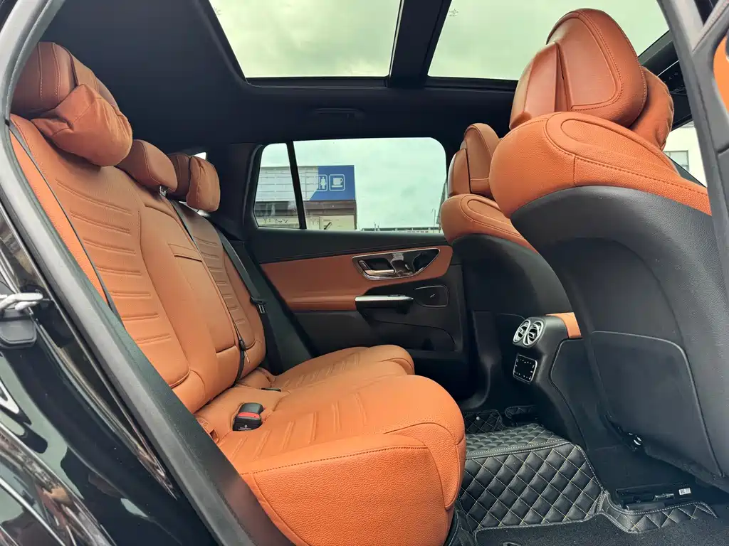 Mercedes-Benz GLC — фото 13