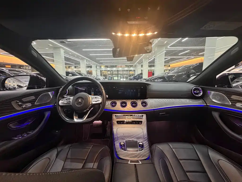 Mercedes-Benz CLS — фото 7