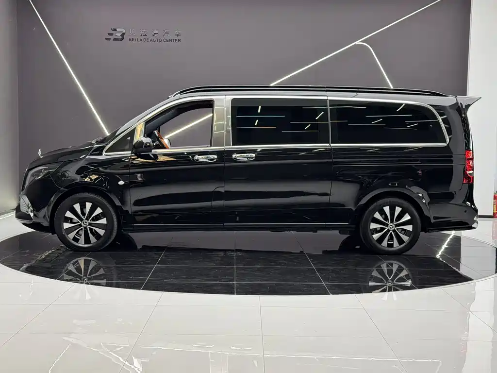 Mercedes-Benz Vito — фото 32