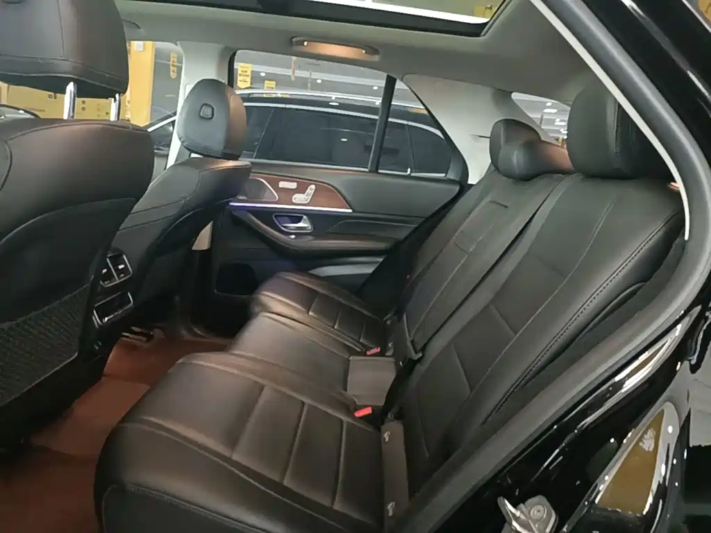 Mercedes-Benz GLE (Import) — фото 17